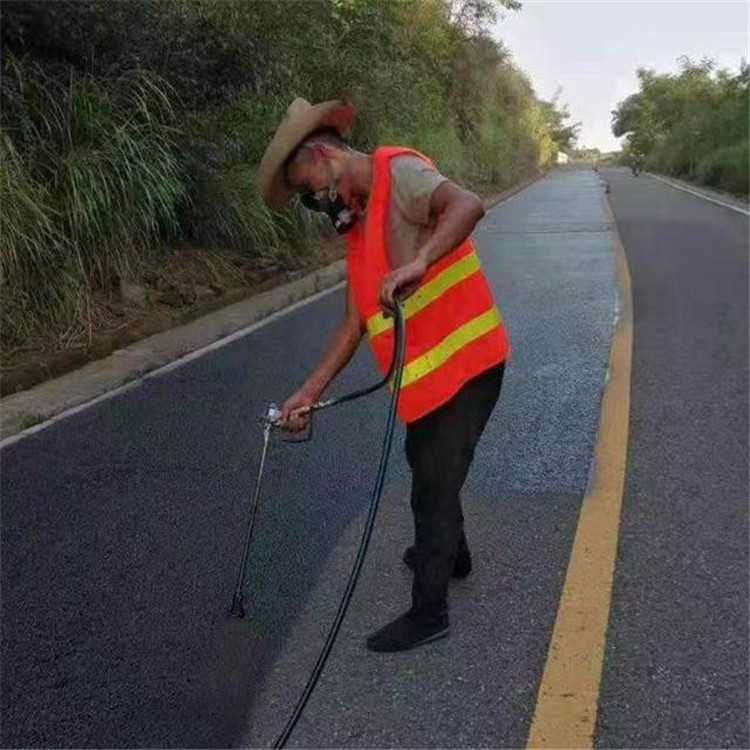 保山 彩色防滑路面的底涂是保障路面附着力